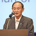 菅義偉元首相が政界引退の意向