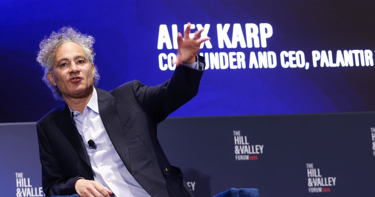 米ICEを技術支援する「パランディア」は、なぜ諜報の中枢に近づいたのか