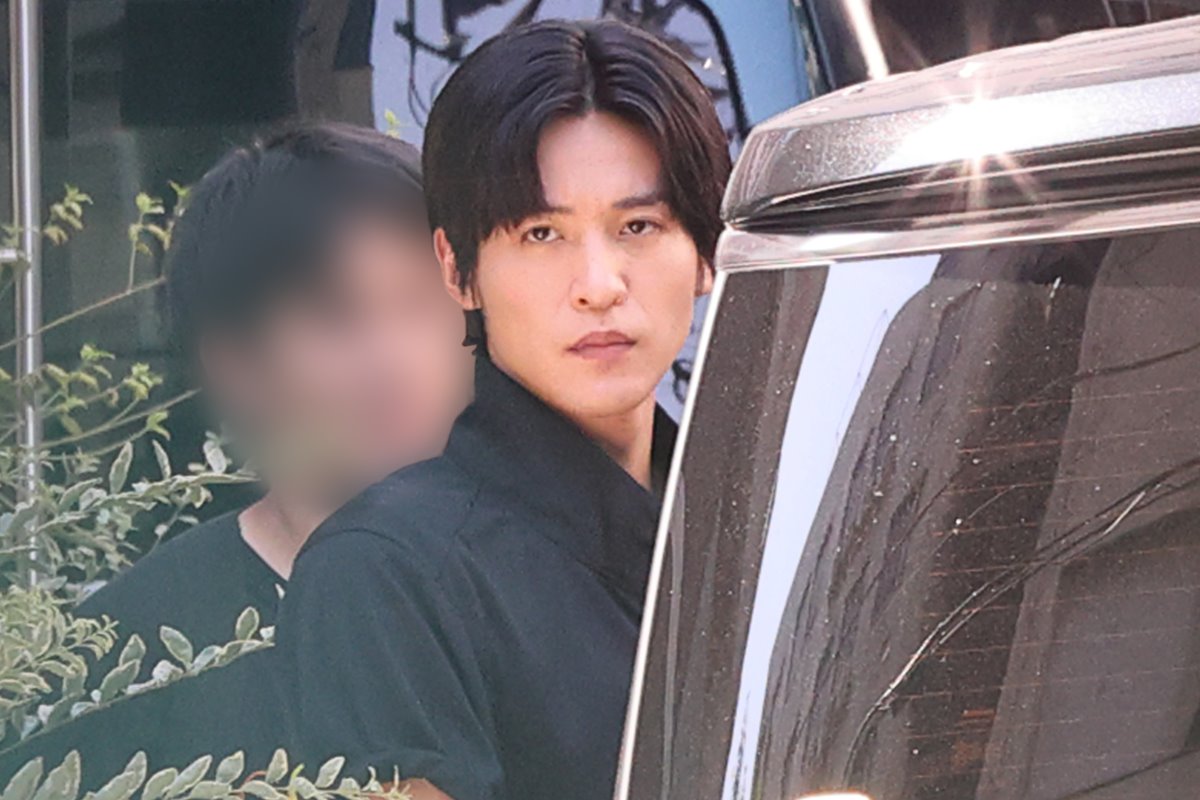  目撃していた活動休止直前の「炎天下ロケ姿」（写真：本誌写真部） 