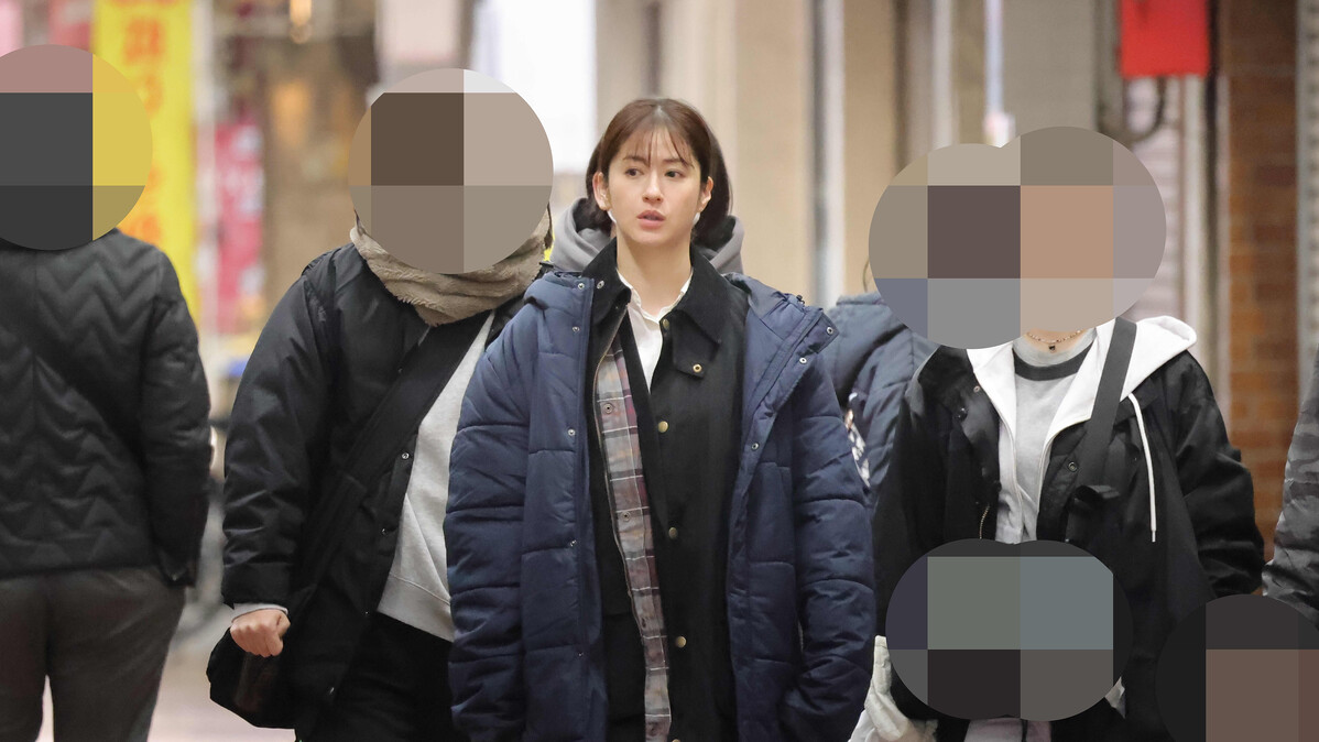 ジョイフル三の輪商店街を歩く松本若菜を発見 NHKドラマの撮影か