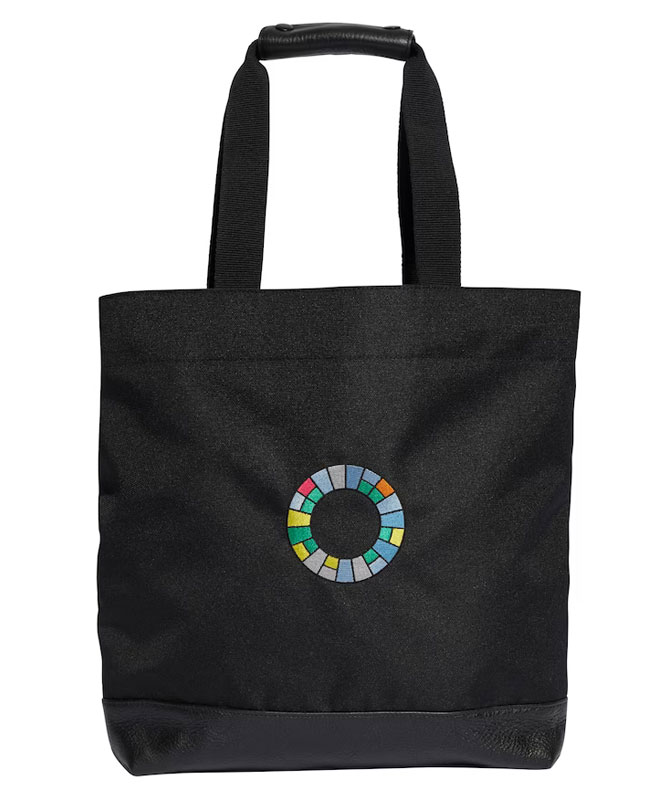 マンチェスター・ユナイテッドと巨匠『ピーター・サヴィル』の限定