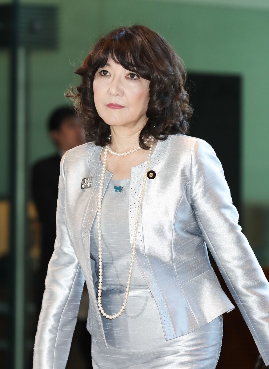 参院選直前の20万円不記載？片山さつき大臣に「収入隠し」発覚か