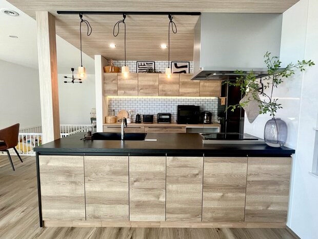 ��ӥ�¦���鸫�����å�����ͻ�