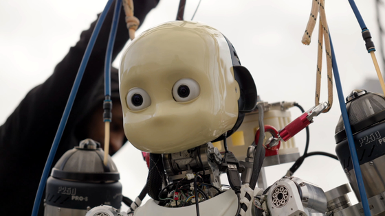 災害対応のために開発中「空飛ぶロボット」伊工科大学の研究員らが開発