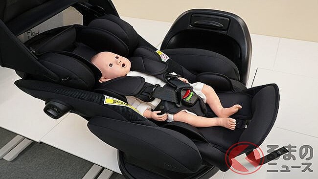 商談中です！【定価41800円】アップリカ　チャイルドシート 話し中アップリカチャイルドシート 当時7万円弱