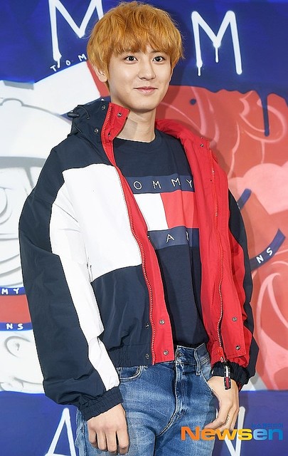 Exo チャンヨル 作業室に侵入しようとした過激ファンを警察に通報 Exo チャンヨル 作業室に侵入しようとした過激ファンを警察に通報