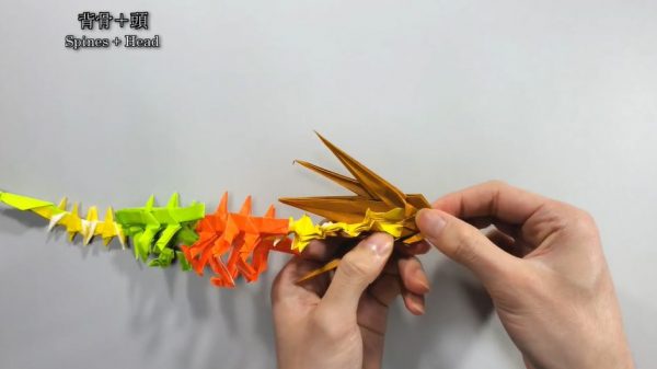 ポケモン剣盾 伝説のポケモン ムゲンダイナ を折ってみた 折り紙で巨大な竜の骨格を再現した作品に うわあ すごい かっこいい の声 ライブドアニュース