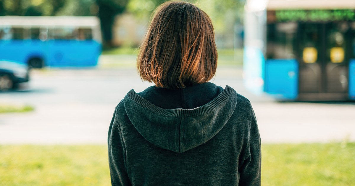 役所に姓名変更の申請したら「今日法律が変わりました」理不尽受ける