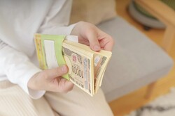 挙式費用60万円を借りたのに？→「返したくない」嫁が手のひらを返した理由｜お金を返さない弟夫婦【ママリ】