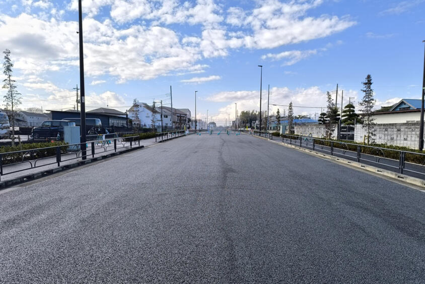 たった2kmの道路が20年も開通できない! そこにあるのは「お寺とお墓」の難しい移転問題だった