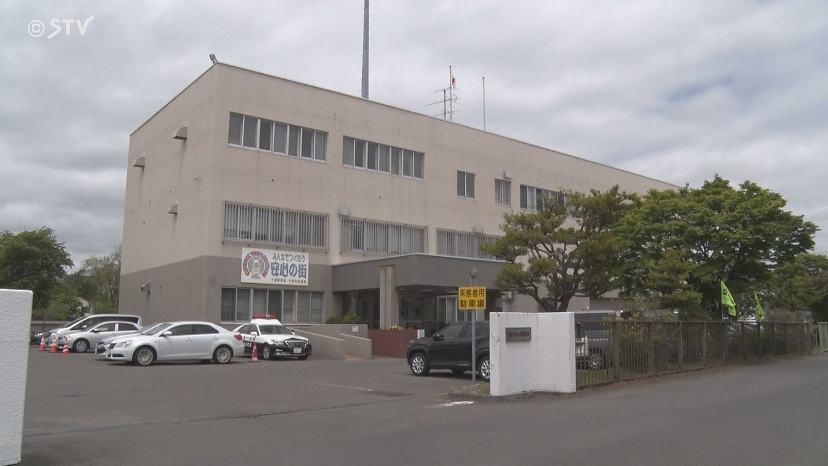 職業不詳の女、商業施設で面識ない女子中学生を殴ったか 北海道
