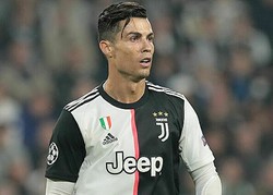 ���ʥ��ɤΥ����פ�NBA��!?����AIR RONALDO��5���α��������