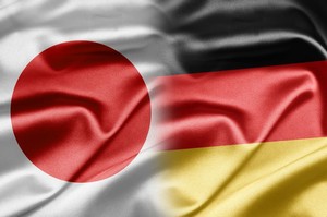 ���ܤȥɥ��Ĥϻ��Ƥ���Ȥ���졢�褯��Ӥ��оݤȤʤ롣�������ѤϤ��ޤ��Ѥ�餺���ɥ��Ĥο͸����󣸣��������ͤȤ���ۤ��礭�ʺ��Ϥʤ��������⡢�����裲����������������Ǥ��ꡢ�ޤ���ʹ�̱������Ƥ���Ȥ���롣�ʥ��᡼���̿��󶡡��������ңơ�