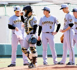 �����󡢣��໰�ݤΥԥ��������ä����ݡʱ����飲���ܡˤΤ�Ȥ���¼�ʺ����飲���ܡˡ�Ω�С�Ʊ�����ܡˤ餬���ޤ�