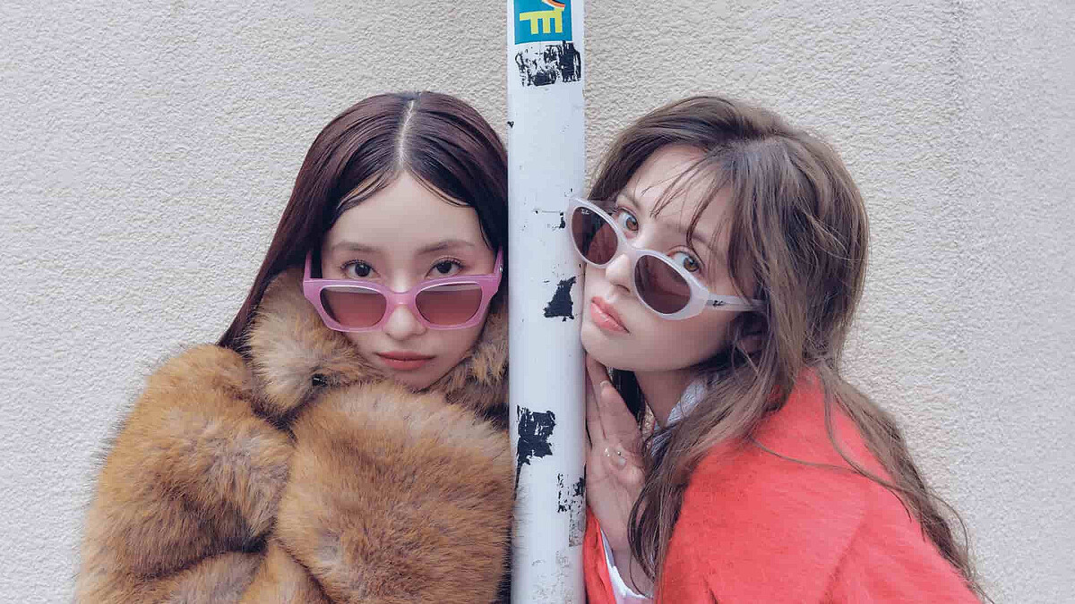 Rayモデルたちの最大の魅力は仲がいい 村瀬紗英と加藤ナナが語る