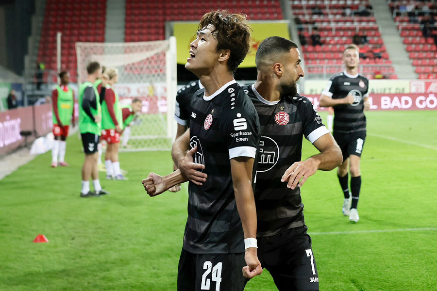 ドイツ3部のエッセンでプレーする水多海斗【写真：本人提供】