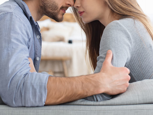 いつまでも元彼を引きずる女。今彼が耐えきれなくなり、彼女に告げた衝撃的な言葉 - Peachy - ライブドアニュース