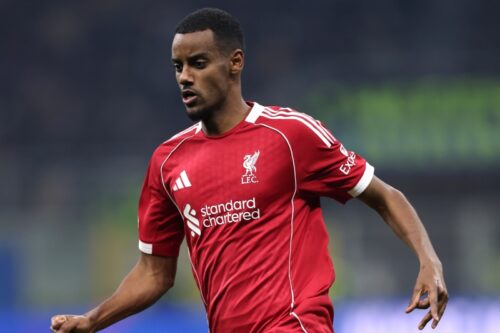 リバプール、アレクサンデル・イサクの負傷を発表 数カ月間に及ぶ可能性