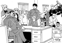 笑顔のブラッドレイ 鋼の錬金術師 完結編 荒川弘描きおろしイラスト２種を6月24日から配布 ライブドアニュース