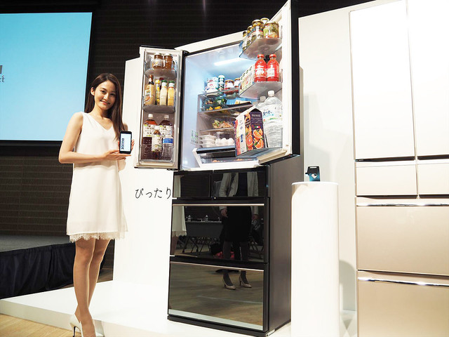 なんて「非常識な冷蔵庫」だ! 冷蔵室「全部チルド」かつ、下2段が