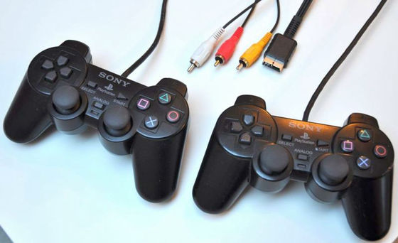 「プレイステーション 5(PS5)」の新コントローラー「DualSense」の写真＆新機能が公開 - ライブドアニュース