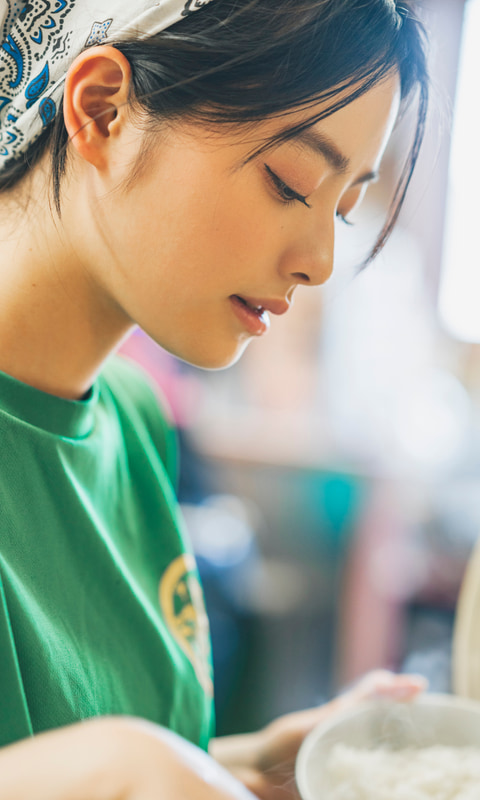 グラビア】吉田伶香さんが表紙＆巻頭を飾る！「週刊プレイボーイ25＆26