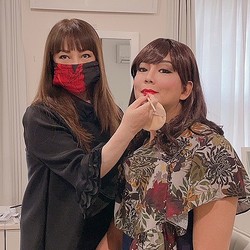 あの有名人 がメイクで美女に大変身 美パワーを注入 ライブドアニュース