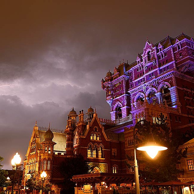 ディズニー 廃墟ホテルが舞台 最上階から急降下する最凶エレベーター 東京ディズニーシーの タワー オブ テラー ライブドアニュース