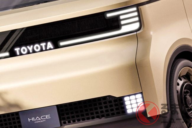 トヨタのブースで大きな存在感を放つ商用車たち