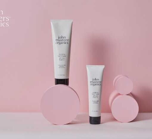 髪のうねりを解消 新ヘアマスク