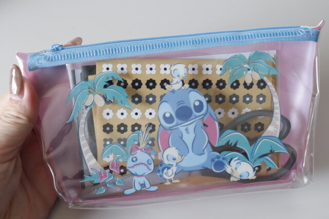 100円ショップのぽーち これもダイソーで売ってるの…？100円