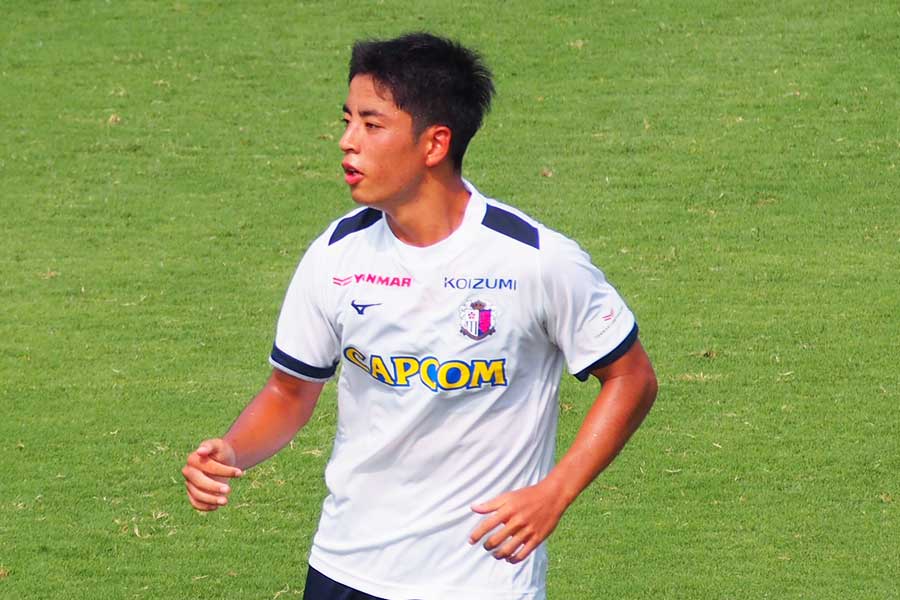 C���˲����������ݱͻˡڼ̿���FOOTBALL ZONE��