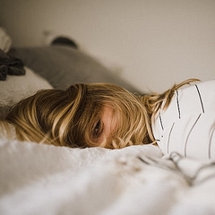 生理の時に髪の悩みが増えるのはなんで その理由と対処法まとめ Peachy ライブドアニュース