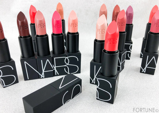 Nars 19秋新作 25周年を祝う Iconic Lipstick Collection よりツヤが美しいシアーな リップスティック 色をレビュー Peachy ライブドアニュース