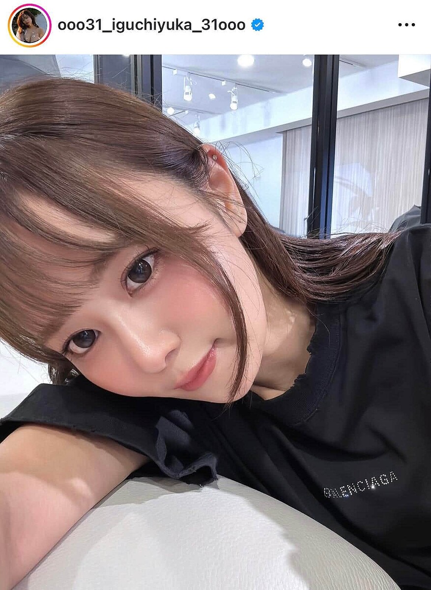  Foto zu 人気声優・井口裕香、タンクトップ姿でトレーニング中 美ボディさく裂！「スタイル良すぎ」「筋肉凄い！」 (2025年5月28日掲載 