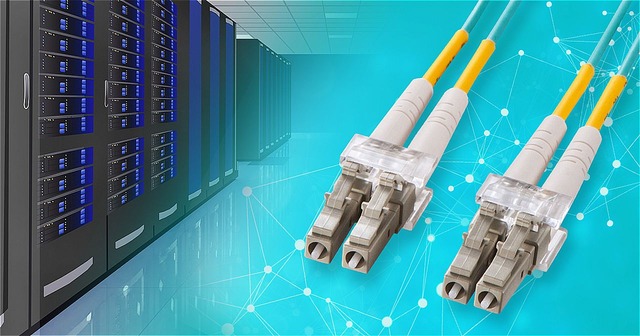 10Giga・最長300mの長距離通信対応!OM3光ファイバケーブル