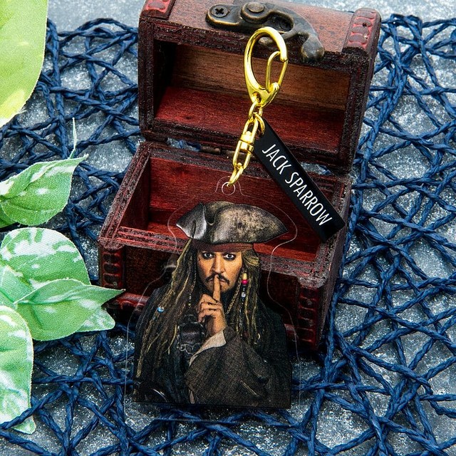 カタカナデザインも！インロック ディズニー映画「パイレーツ・オブ