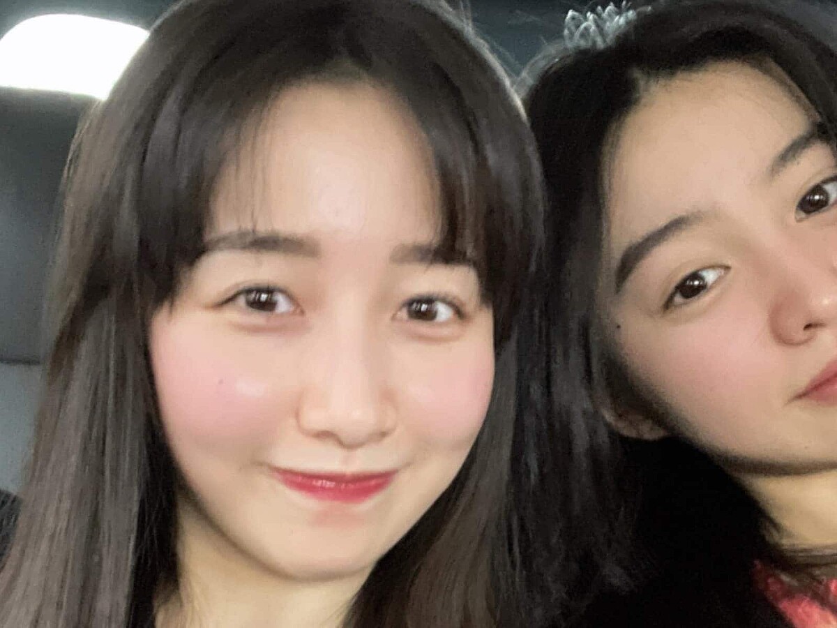  俳優・木村拓哉さんと歌手・工藤静香さんの次女でモデルのKoki,さんは2月12日、自身のInstagramを更新。姉・Cocomiさんとのツーショットを公開し、反響を呼んでいます。（サムネイル画像出典：Koki,さん公式Instagramより） 