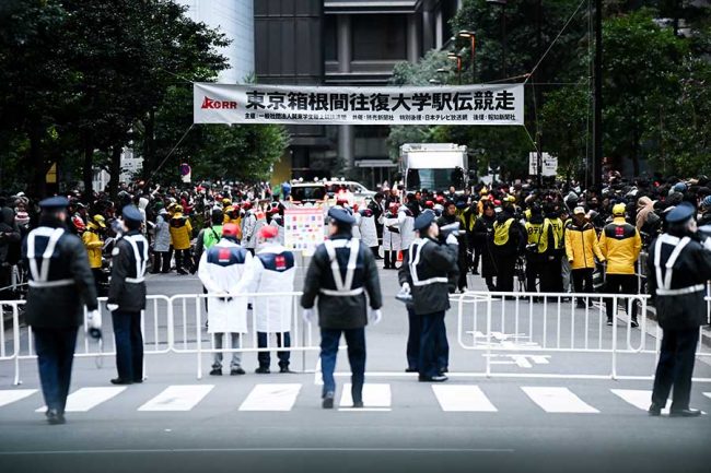 箱根駅伝で小型犬が乱入 公式Xは文書に「ご配慮ください」の一文を追加