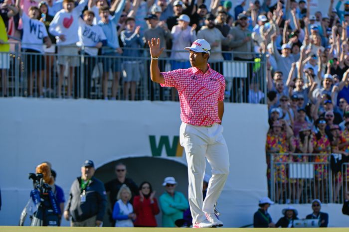 名物16番でバーディ奪取。ギャラリーから大歓声を引き出した（撮影：GettyImages）