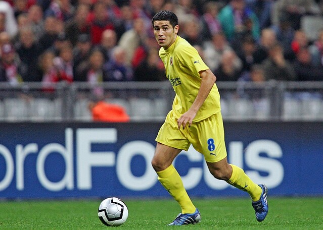 リケルメ ビジャレアルno.8 HOMEユニフォーム