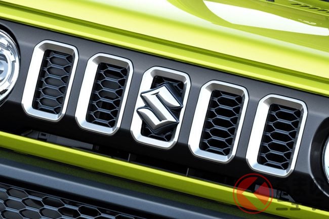 スズキ「新型ジムニー」登場!? “カクカクボディ”に「超静音ユニット」搭載? 待望の「新タイプ」投入示唆に「欲しい」「重そう」 登場待たれるジムニーとは