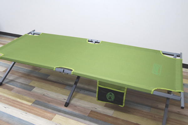 荷物置きやベンチとしても使える超便利アイテム！ コンパクトに