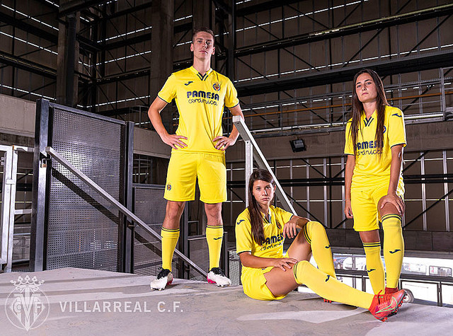 ビジャレアル、21-22新ユニフォーム！NEWキットで久々のCLへ