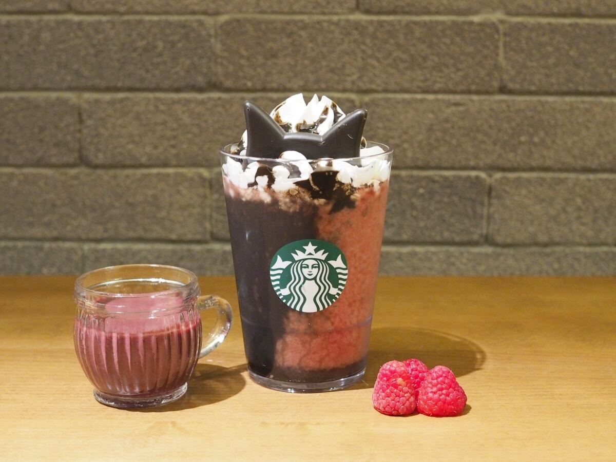スタバの新作 SNSで大盛り上がり
