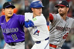 昨シーズンまで巨人に在籍していた菅野智之、岡本和真、フォスター・グリフィン（左から）【写真：ロイター、アフロ】