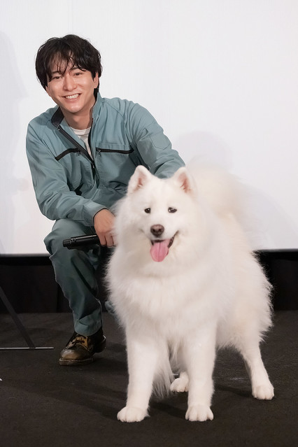 画像 中川大志 ワンちゃん連れの取材だと 全然僕の方を見てくれない ジェラシー 2 10 ライブドアニュース