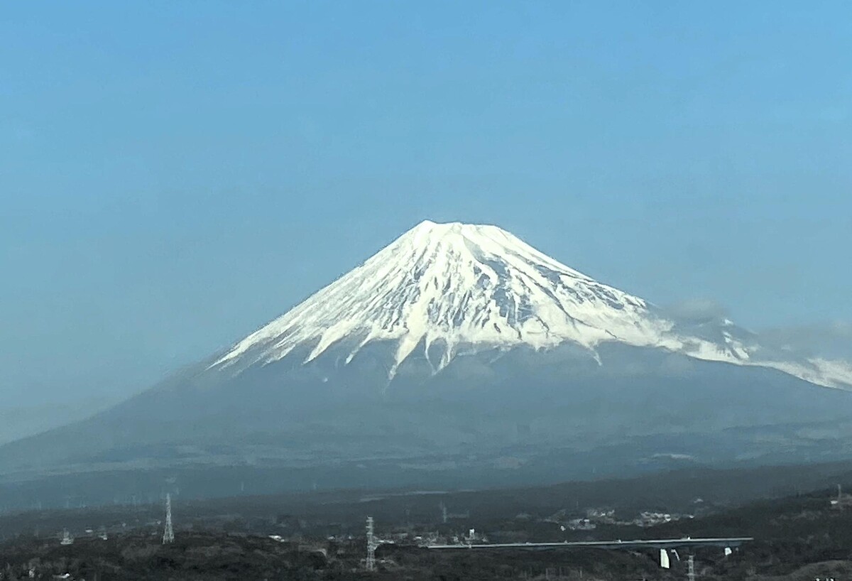 閉山期の富士山「ナメるな！」石井亮次アナ　無謀登山で相次ぐ事故に　昨年、中国籍男性２回救助、釈明にスタジオ「え〜っ？！」 - ライブドアニュース