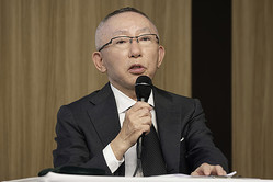 ユニクロの 株価下落 が止まらない 柳井会長が抱えている 爆弾 の正体 今週の Ai株価予報 で読む ライブドアニュース