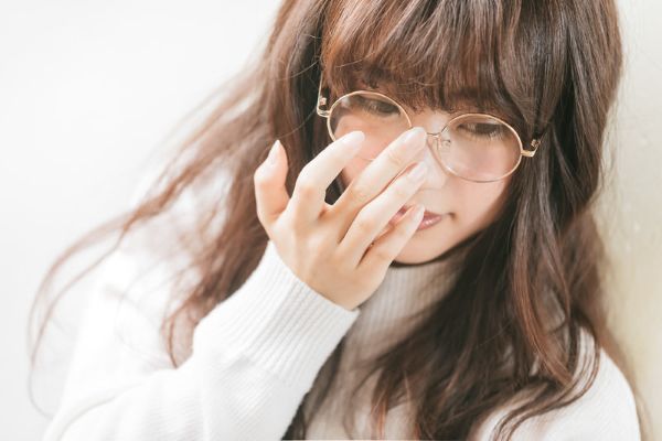 「このショッピングモールでは、メガネNGなんです」採用目前だったのに…15年経っても忘れられない理不尽な面接